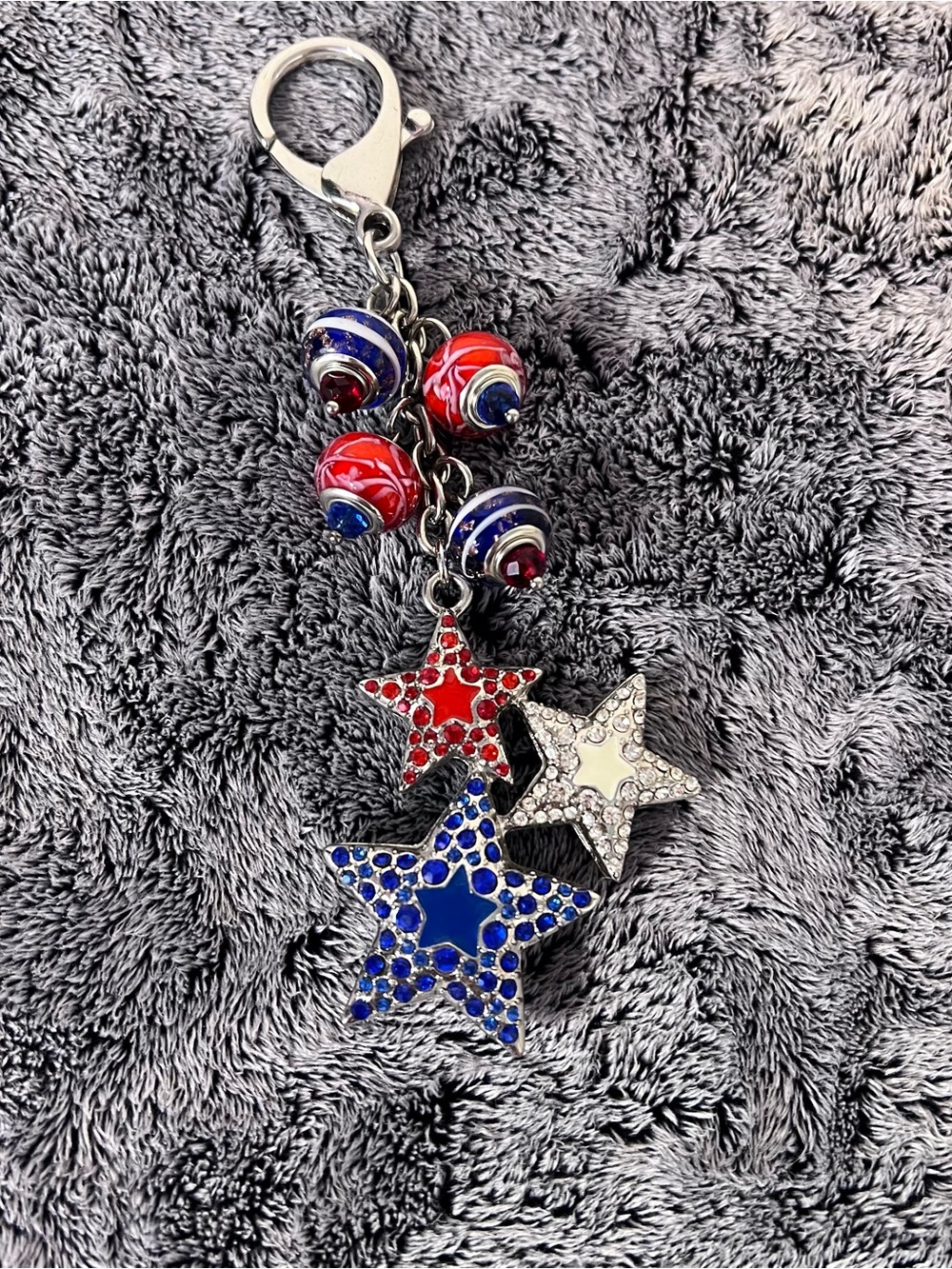 Willabee & Ward July Patriotic Star Rhinestone Keychain Bag Charm Danbury Mint